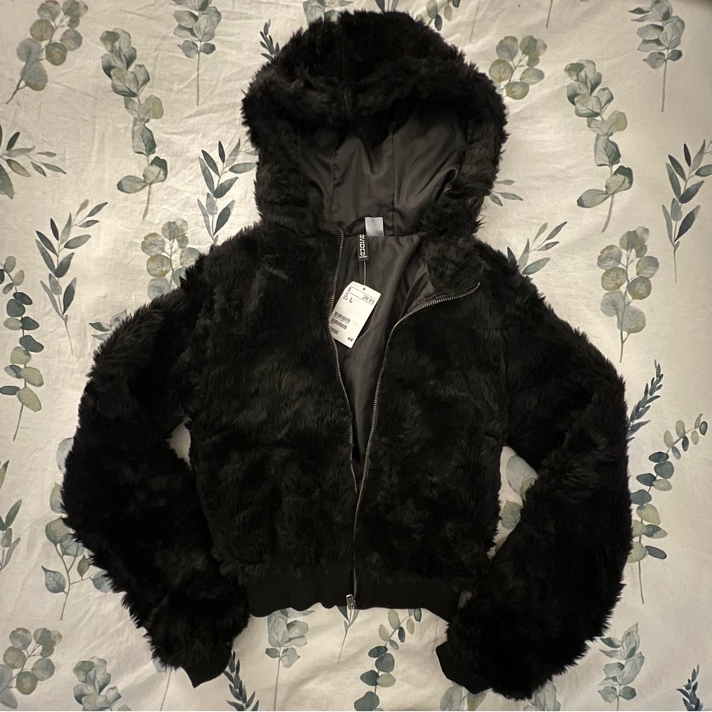 *NWT* H&M Faux Fur Black Bomber Jacket